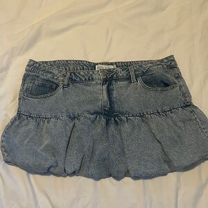 Dakota Blue Acid Wash Denim Bubble Hem Mini Skirt / XL